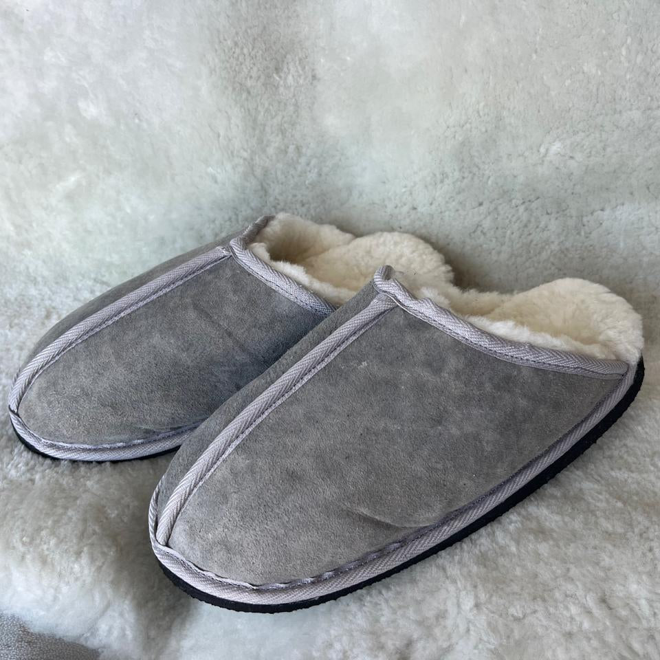 Oskava grey genuine sheepskin slip-on slippers (view 2)