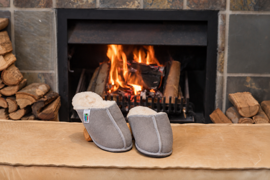 Oskava Sheepskin Slip-Ons – Grey